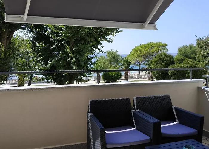 Apartman Katnic By The Beach